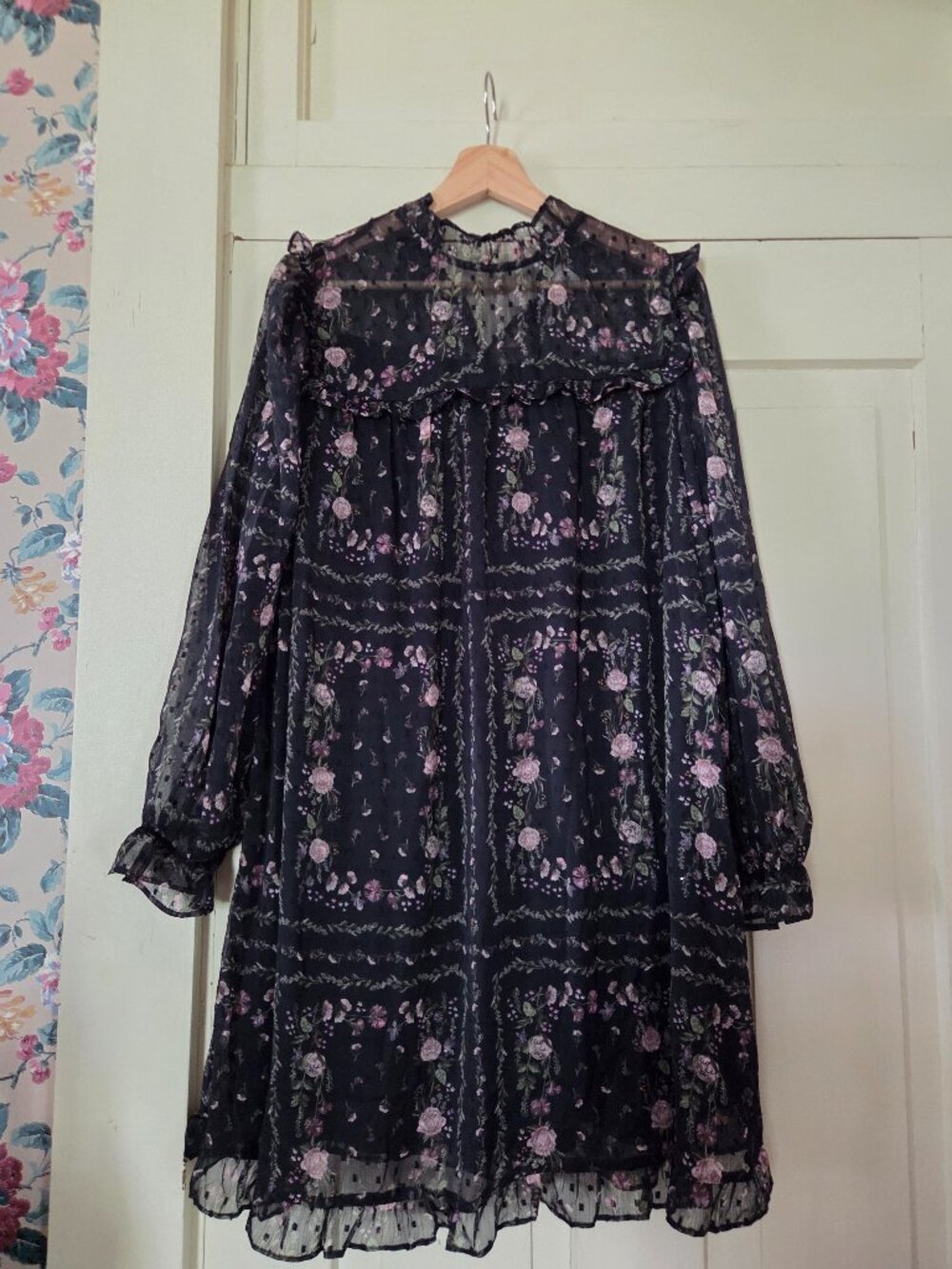Nwt H&M high neck floral dress